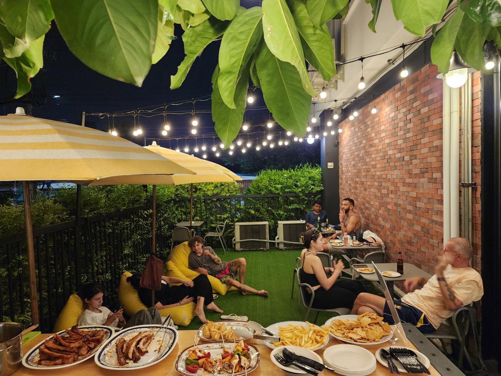 Wayha Hostel Don Mueang Airport Бангкок Экстерьер фото