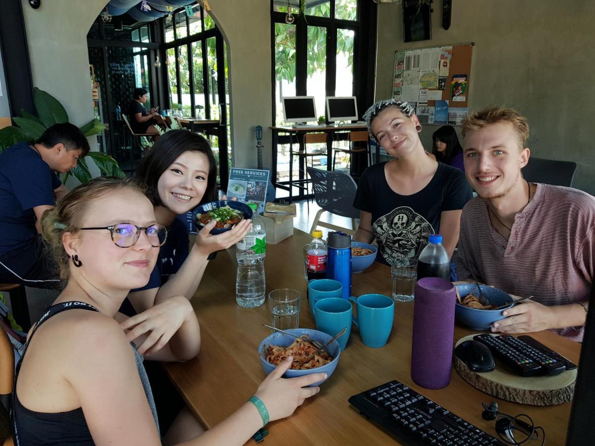 Wayha Hostel Don Mueang Airport Бангкок Экстерьер фото